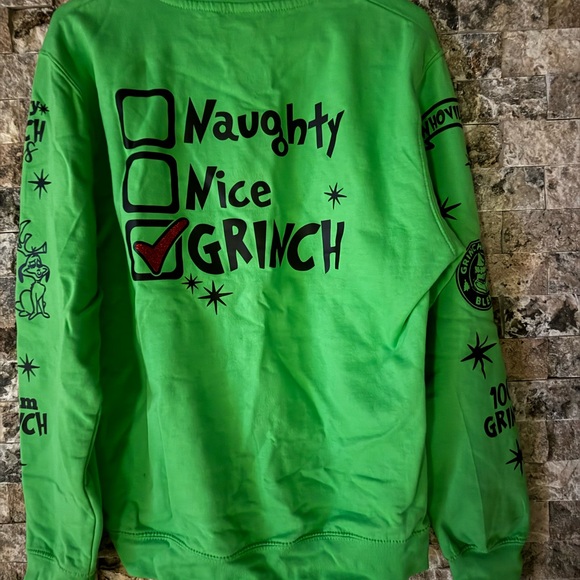 Whoville Christmas Blend Grinch sweatshirt.  Size (M) Green with Red glitter. - Picture 2 of 3